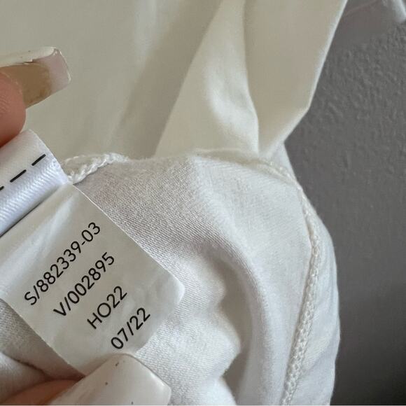 Athleta Designed in SF White Rounded Neck Tee T-Shirt Top Small - Picture 4 of 7